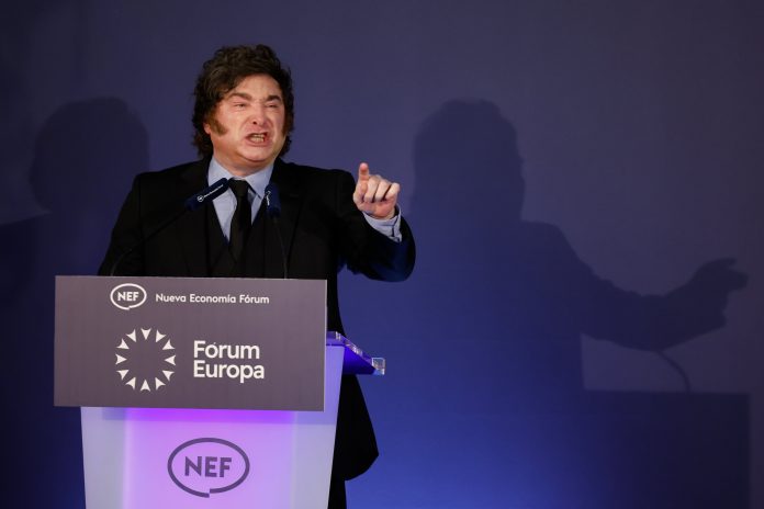 El ruido discursivo de Milei y los límites que le imponen la política y la economía