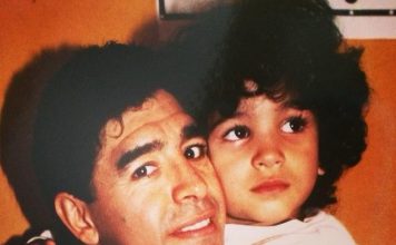 Es hijo de Lalo Maradona y sobrino de Diego, jugó al fútbol hasta los 24 años, trabaja de martillero y lleva la historia familiar al streaming
