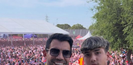 Es hijo de un ex campeón con River Plate, deslumbra en el Atlético de Madrid y marcó un golazo en la Messi Cup
