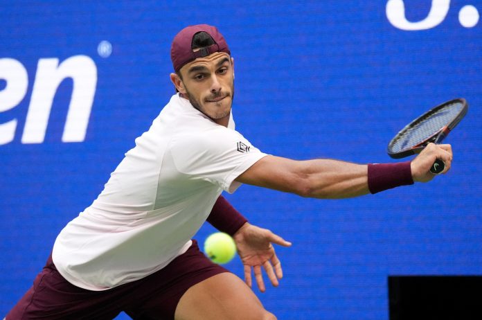 Francisco Cerúndolo busca las semifinales en Bruselas: hora y cómo verlo en vivo