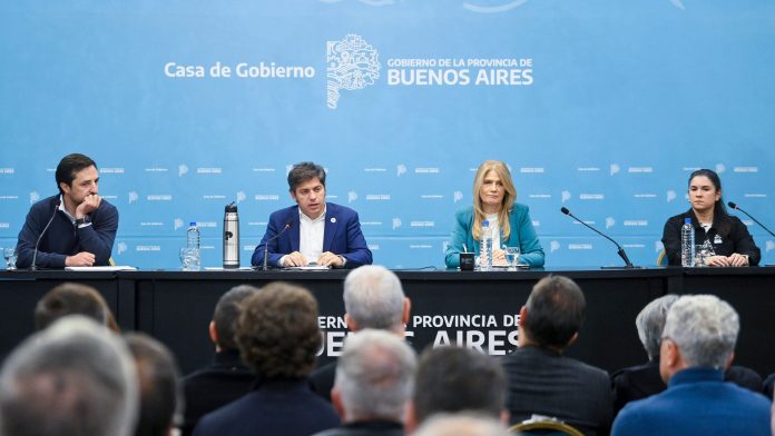 Kicillof deberá aguardar por el avance de dos proyectos propios en el Senado: se votarán la próxima sesión