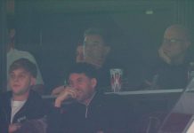 La sorpresiva visita de Marcelo Gallardo al Monumental y el emotivo recibimiento de los hinchas de River durante el clásico ante Racing