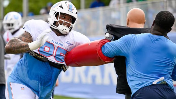 Los Tennessee Titans despidieron a Jordan Elliott por llevar un arma a las instalaciones del equipo: la NFL ya investiga de manera formal