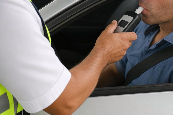 Manejaba borracho y le secuestraron el auto en Neuquén: tenía más de 2 gramos de alcohol en sangre