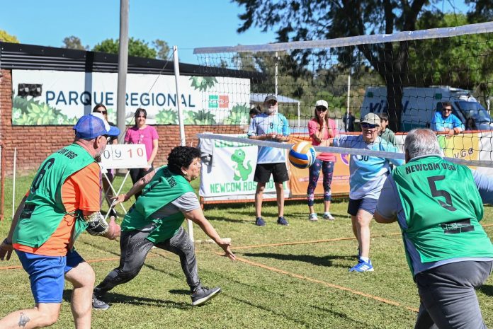 Octubre Dorado en municipio santafesino: actividades deportivas, culturales y recreativas para personas mayores como proyecto modelo