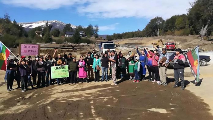 Revés judicial para Manu Ginóbili: anularon el fallo que ordenaba a una comunidad mapuche restituirle un terreno en Villa La Angostura