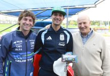 Scaloni recibió la visita de su ídolo del TC: el regalo que lo emocionó y una sorprendente invitación