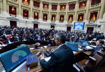 Tierras, discapacidad y endeudamiento: el oficialismo busca neutralizar la agenda opositora con una mega sesión