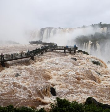 Tras la impactante crecida, anunciaron la reapertura de las Cataratas del Iguazú
