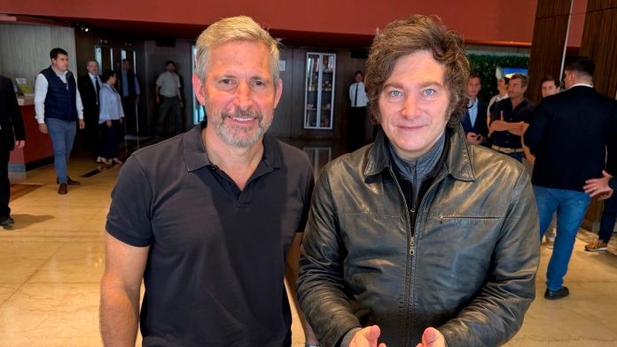 Tras volver de la gira por París con Milei, el gobernador Frigerio ratificó su respaldo a la eliminación de las PASO