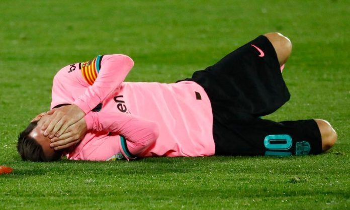 Un famoso árbitro español destacó el “noble” rasgo de Lionel Messi: “Nos podía haber echado en contra a 100 mil personas por partido”