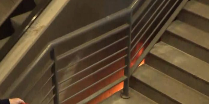 Un incendio en una escalera mecánica obligó a evacuar y cerrar la Estación Constitución