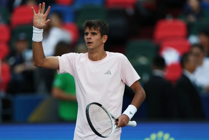 Una joven promesa del tenis mundial insultó a un alcanzapelotas y recibió una sanción en medio del partido: “Vos sabés lo que le dijiste”
