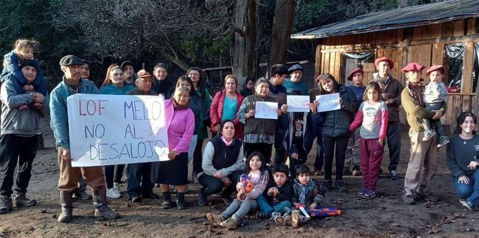 Villa La Angostura: intiman a una comunidad mapuche a abandonar un predio para evitar el desalojo